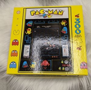 Pac-Man 300 Piece Puzzle